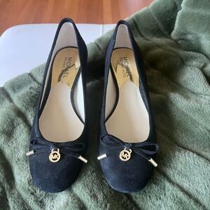 Michael Kors Black Flats Sleek and Stylish